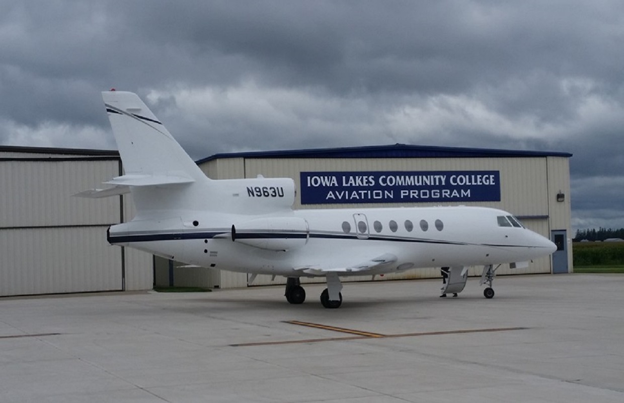 Airplane from ILCC Aviation