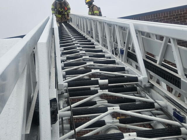 SPENCER_SMOKE_0403_(1)