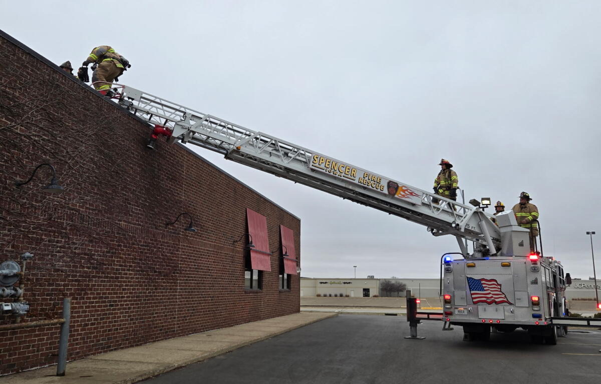 SPENCER_SMOKE_0403_(2)